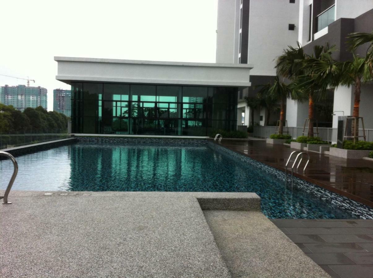 Skyloft Muslim Suite Johor Bahru Exterior foto